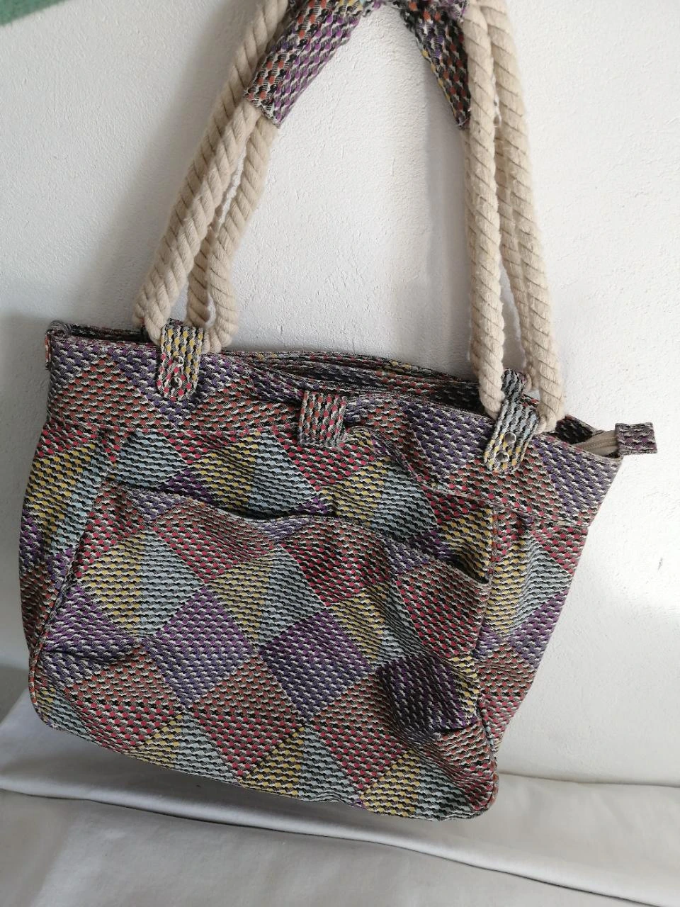 sac en toile multicolore
